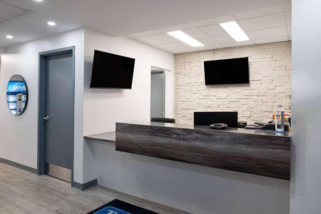 Travelodge By Wyndham Marathon Heron Bay Interior photo